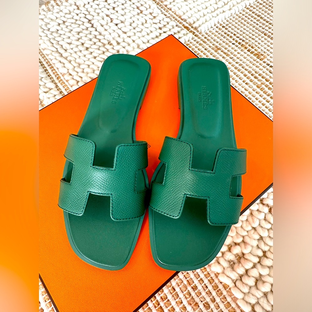 HERMES oran sandals Sz36 - NEW WITH BOX